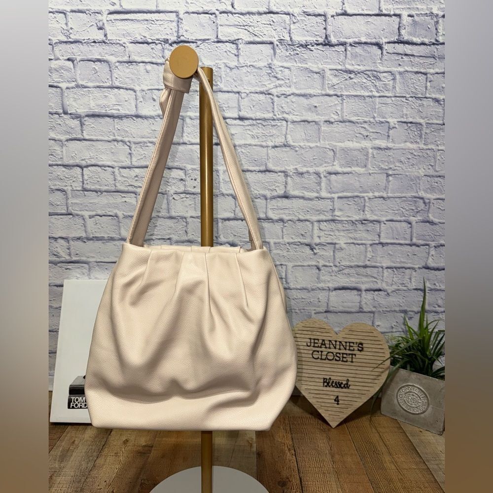 Zara Cream Soft City Bag Faux Leather Shoulder bag